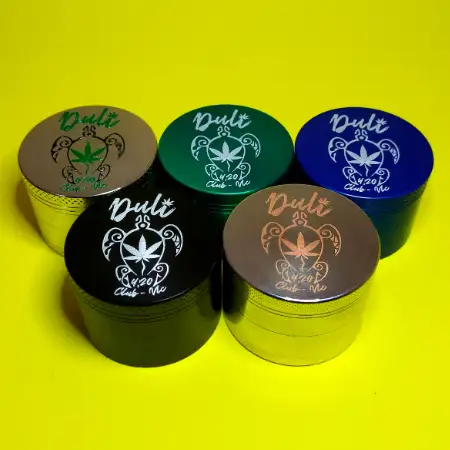 Grinders metálicos personalizados
