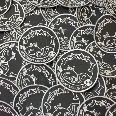 Parches bordados termoadhesivos personalizados